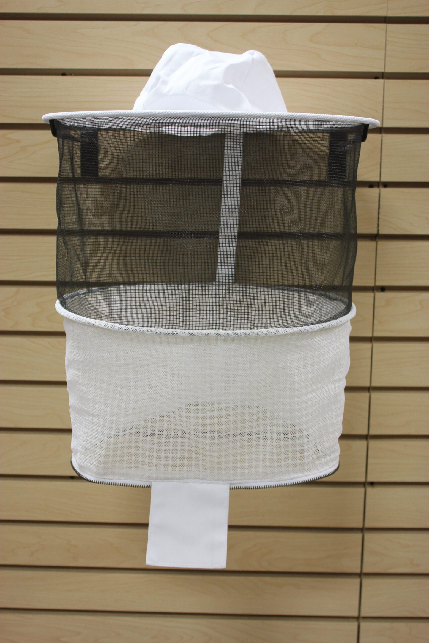 ZIP-ON VEIL (FOR REPLACING VEILS ON JACKETS/SUITS image 0