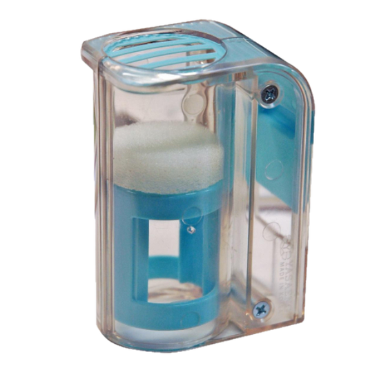 One Handed Queen Catcher image 0