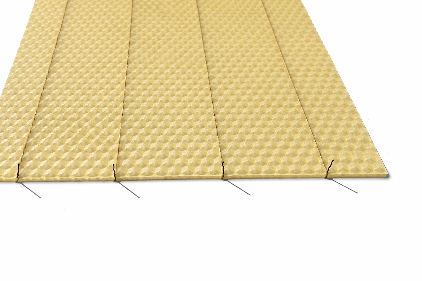 Deep Wax Foundation - crimp wire and Hook