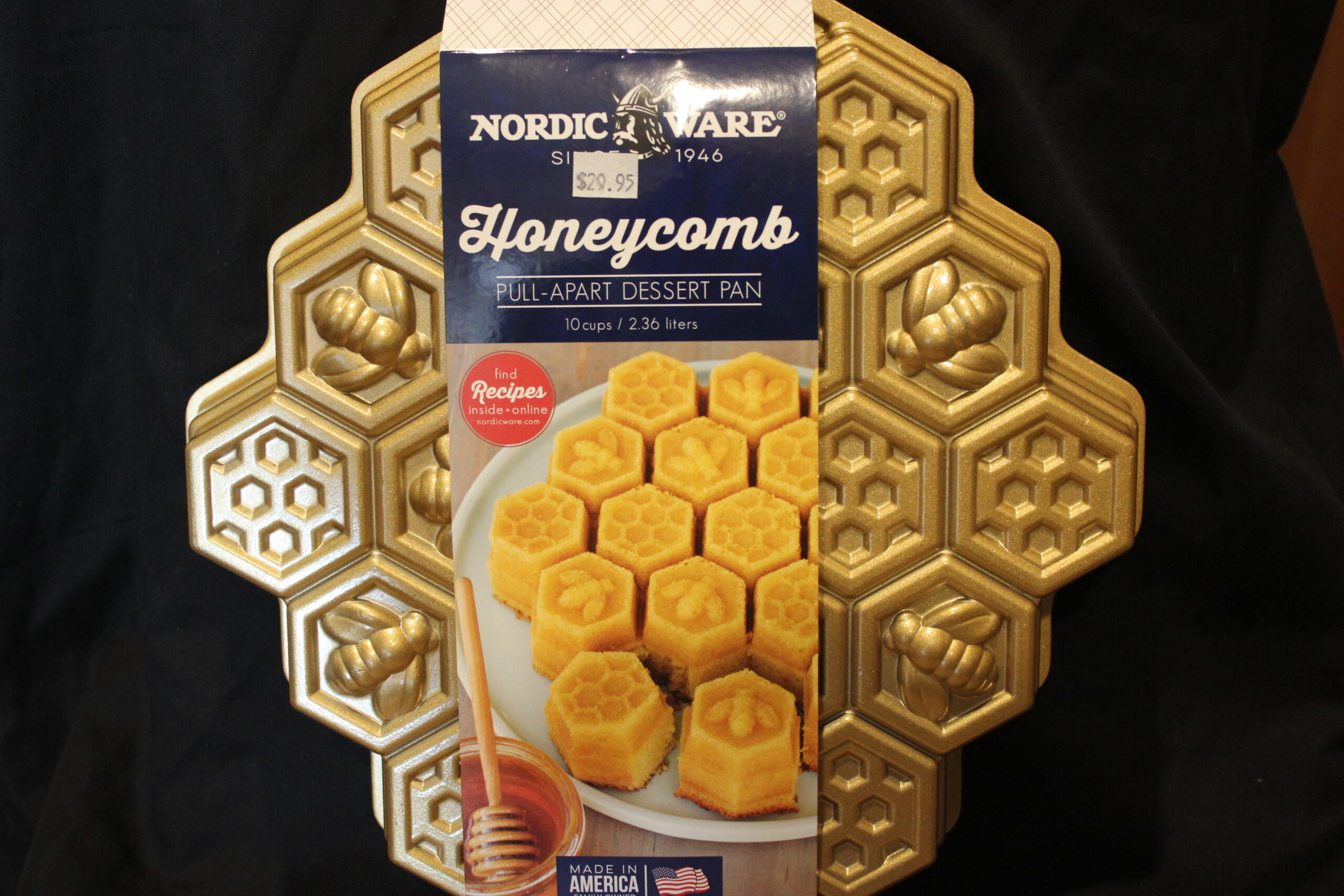 I got the legendary Nordic Ware honeycomb pull-apart dessert pan