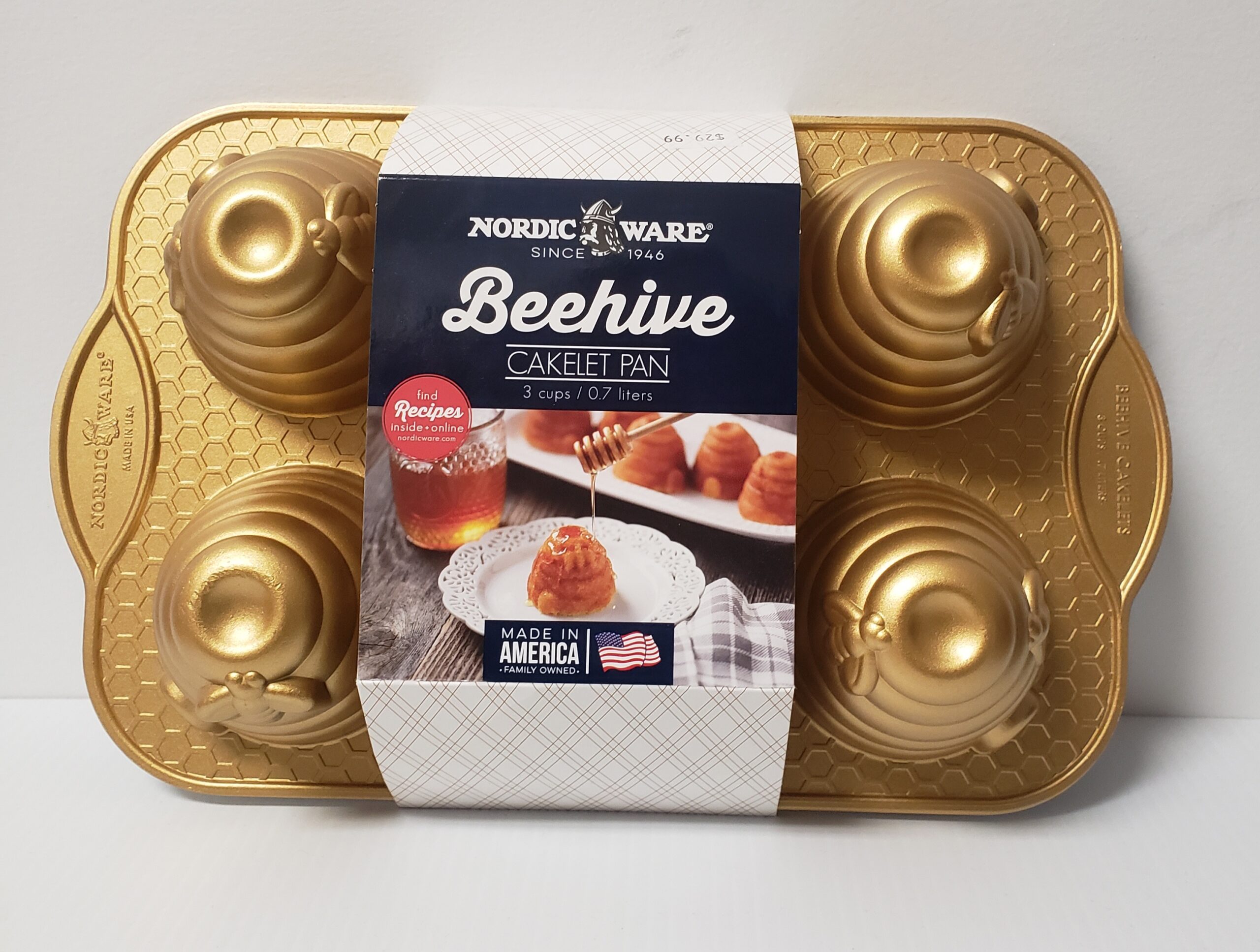 Beehive Cakelet Pan - Nordic Ware - Beez Needz